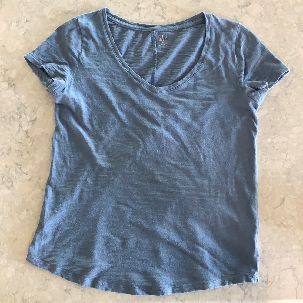 Gap tee size xs
